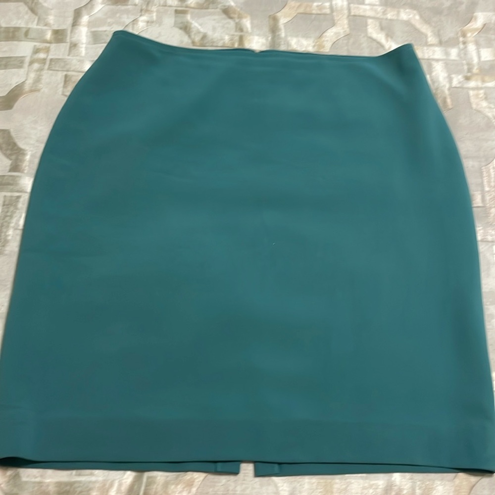 St. John Suiting Skirt
